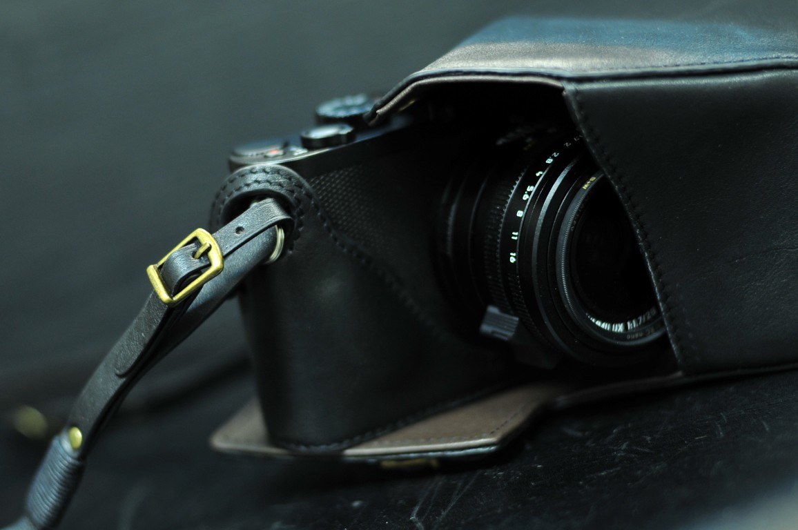 ライカ Q 用カメラケース Leica Q 相機皮套 Leica Q Leather case by KAZA