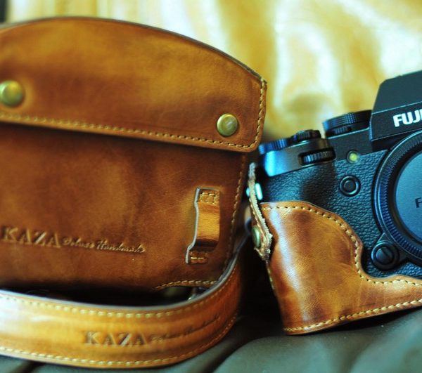 富士 XT1 用カメラケース Fujifilm XT1 Leather case 相機皮套 by KAZA