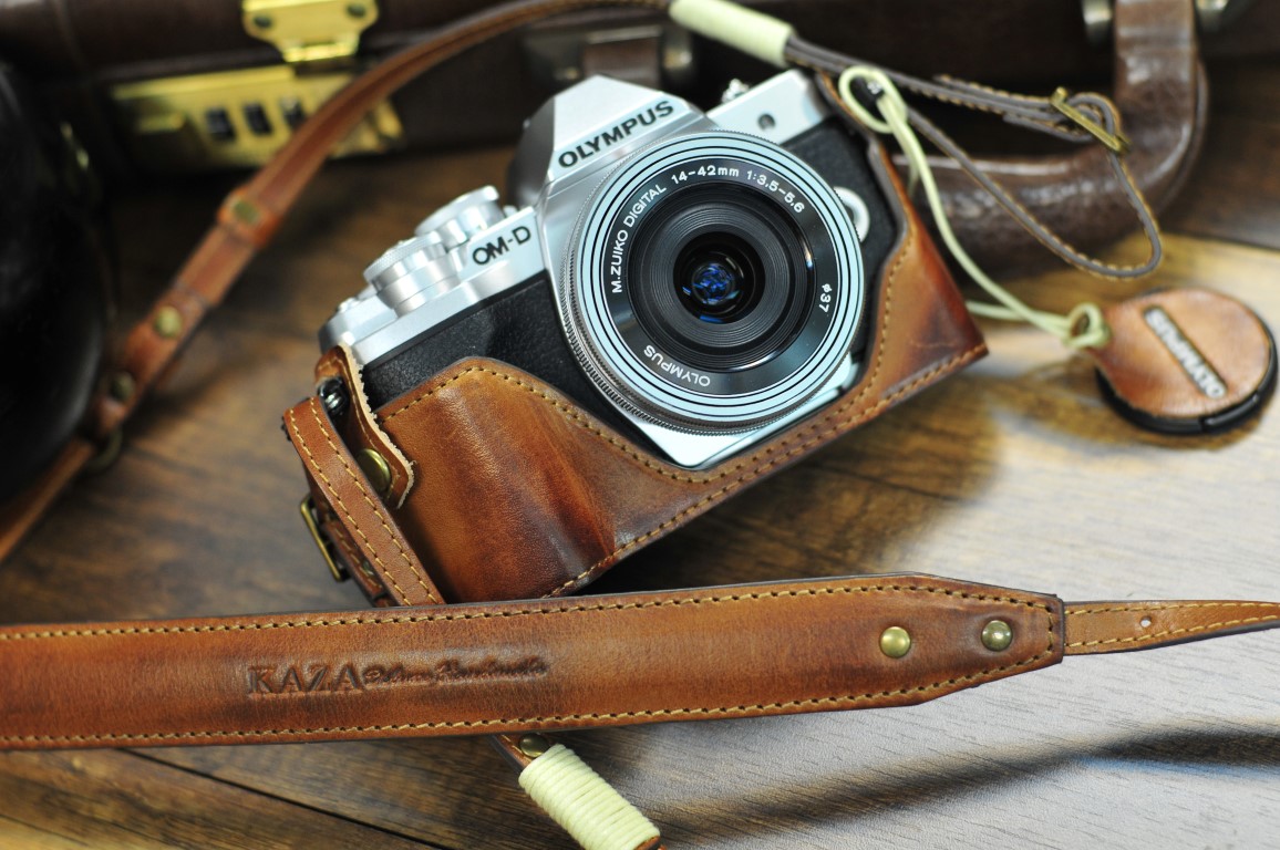 Olympus E M10 Mark 3 Series Leather Half Case Camera Case