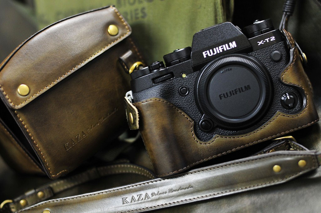 Leather half case 富士XT2 用カメラケース Fujifilm XT2 相機皮套 by KAZA