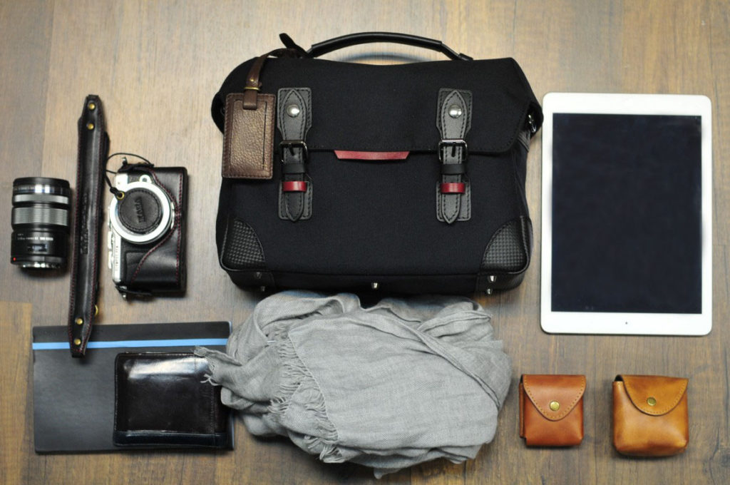 Shop Camera Shoulder Bag | Stylish Camera Bag