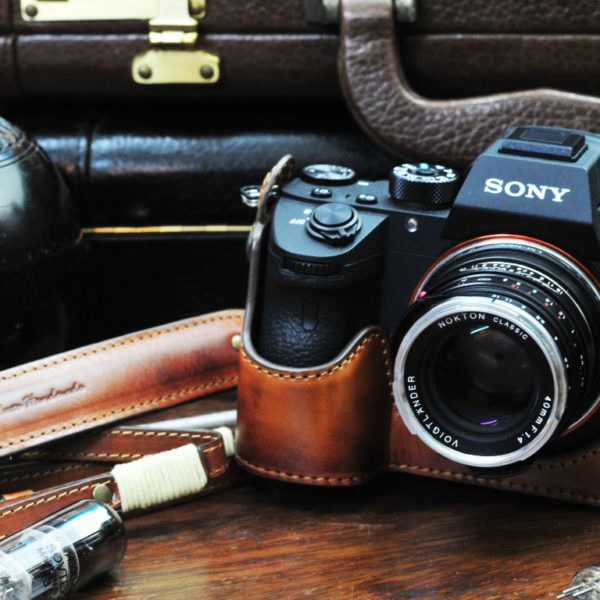 SONY A7R3 A7III camera leather case , the best protection for SONY A7R3