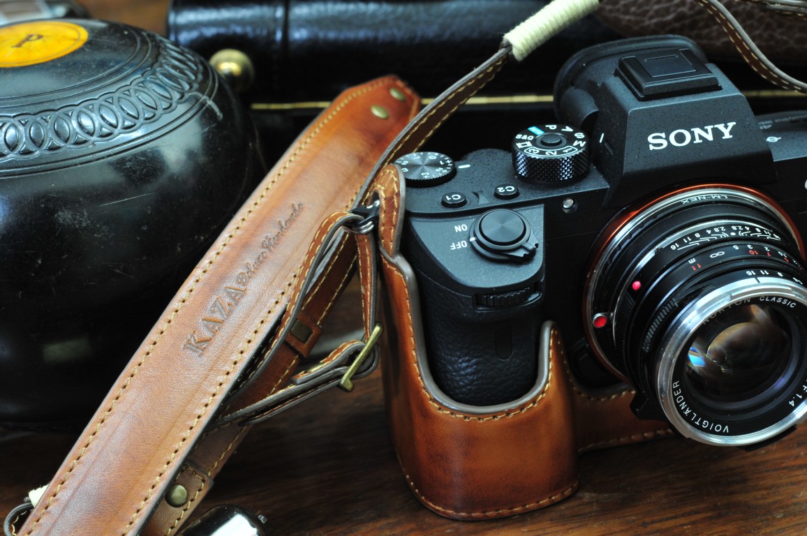 SONY A7R3 A7III camera leather case , the best protection for SONY A7R3