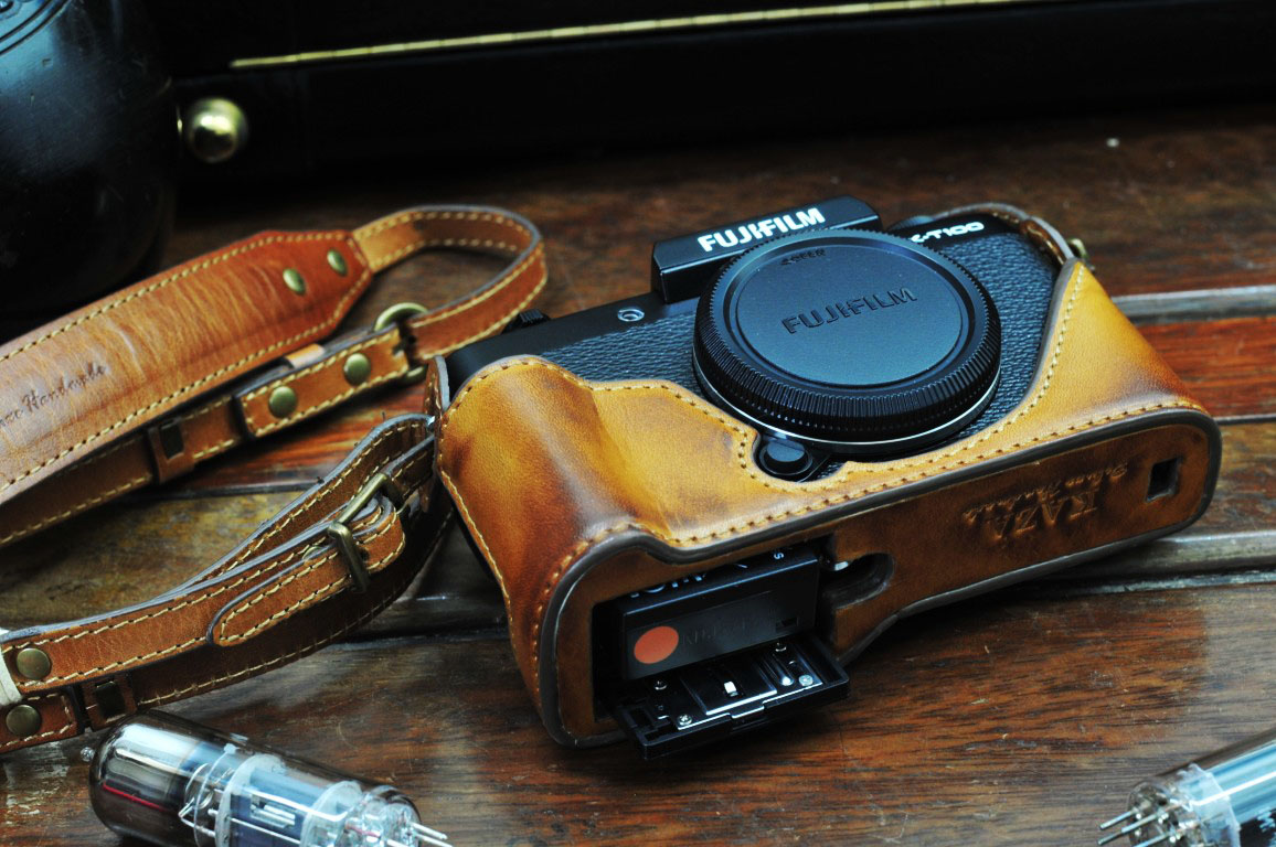 Fujifilm xt100 Leather case