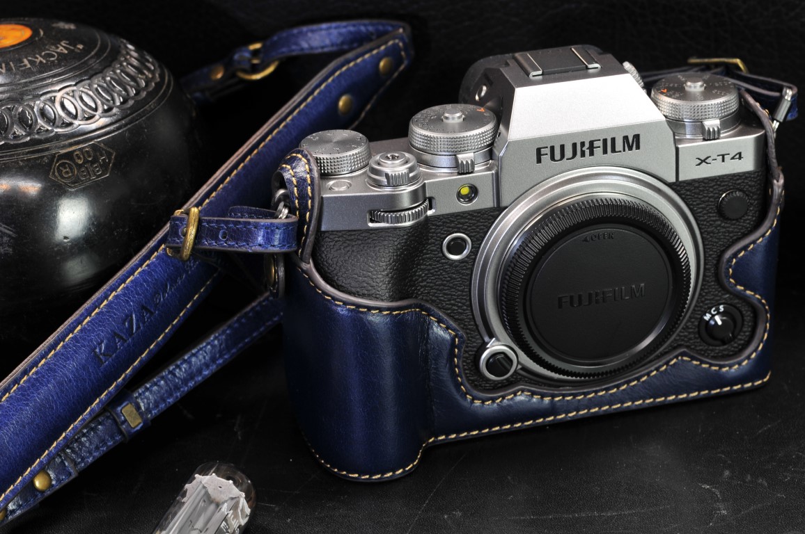 Fujifilm X-T4 カメラケース