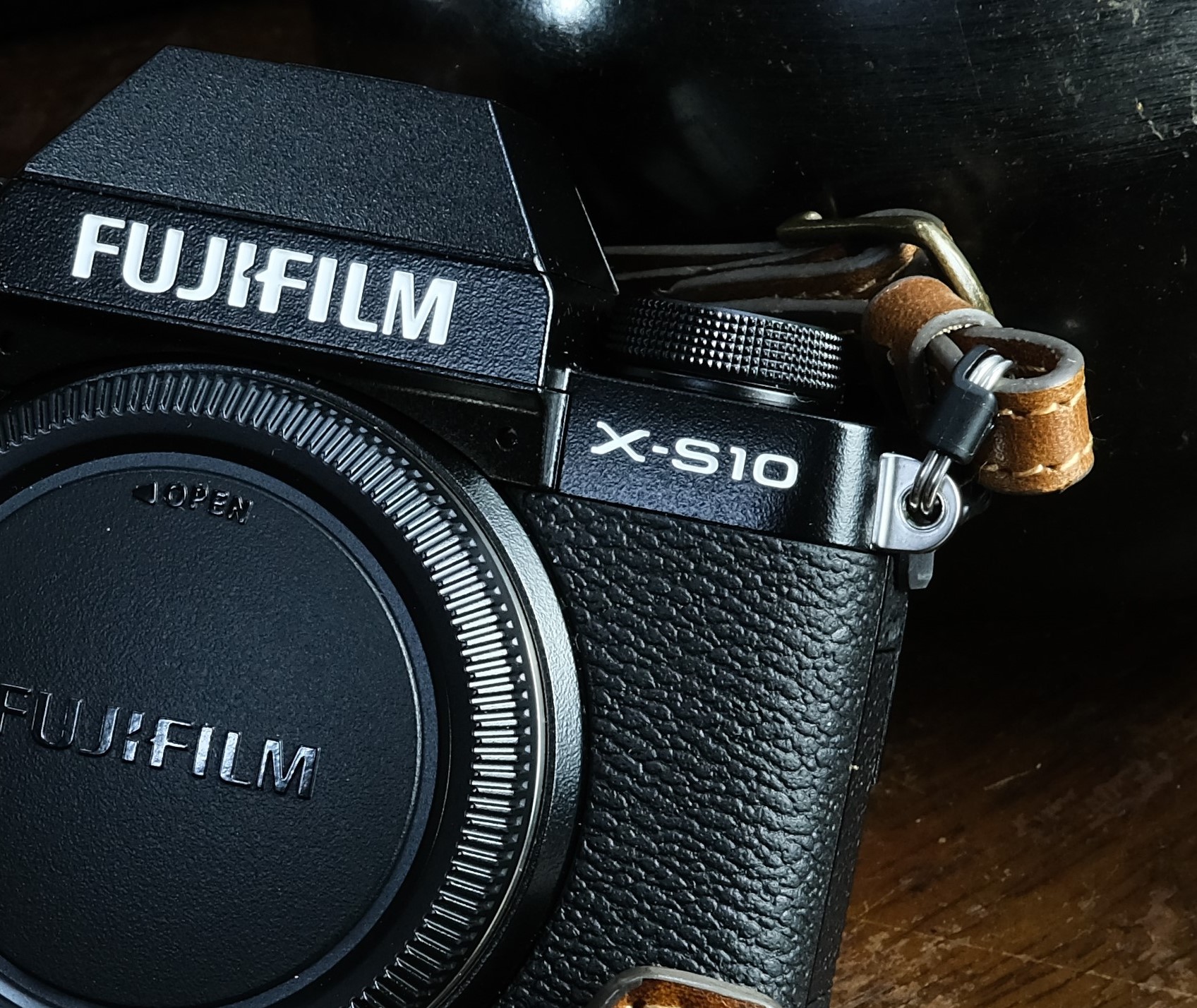 本革 カメラケース 富士フイルム FUJIFILM XS10用 - デジタルカメラ