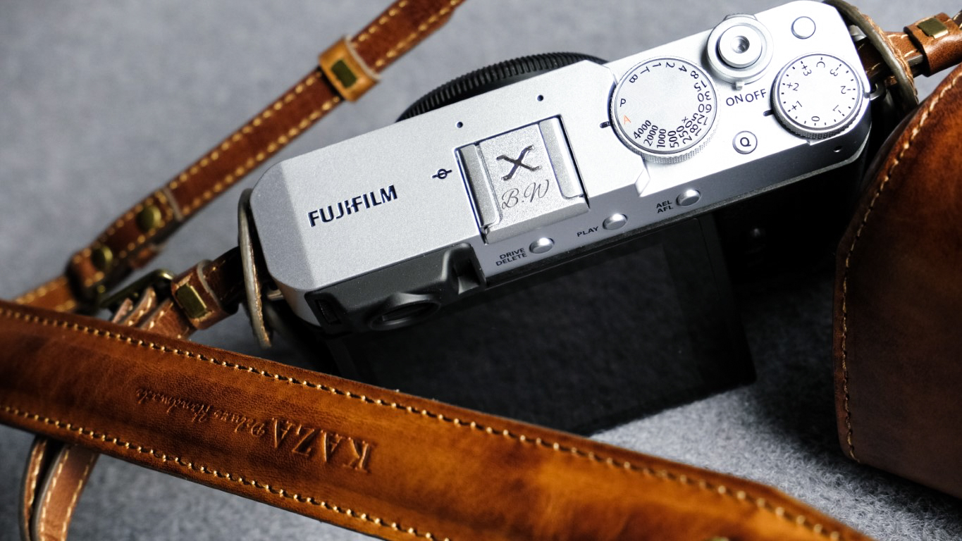 Fujifilm X-E4用カメラケース,   Fujifilm X-E4 相機皮套,   Fujifilm X-E4 leather case,   Fujifilm X-E4 half case,   富士フイルム XE4革製ケース,   富士フイルム XE4レザーケース,   富士フイルム XE4ボディケース,