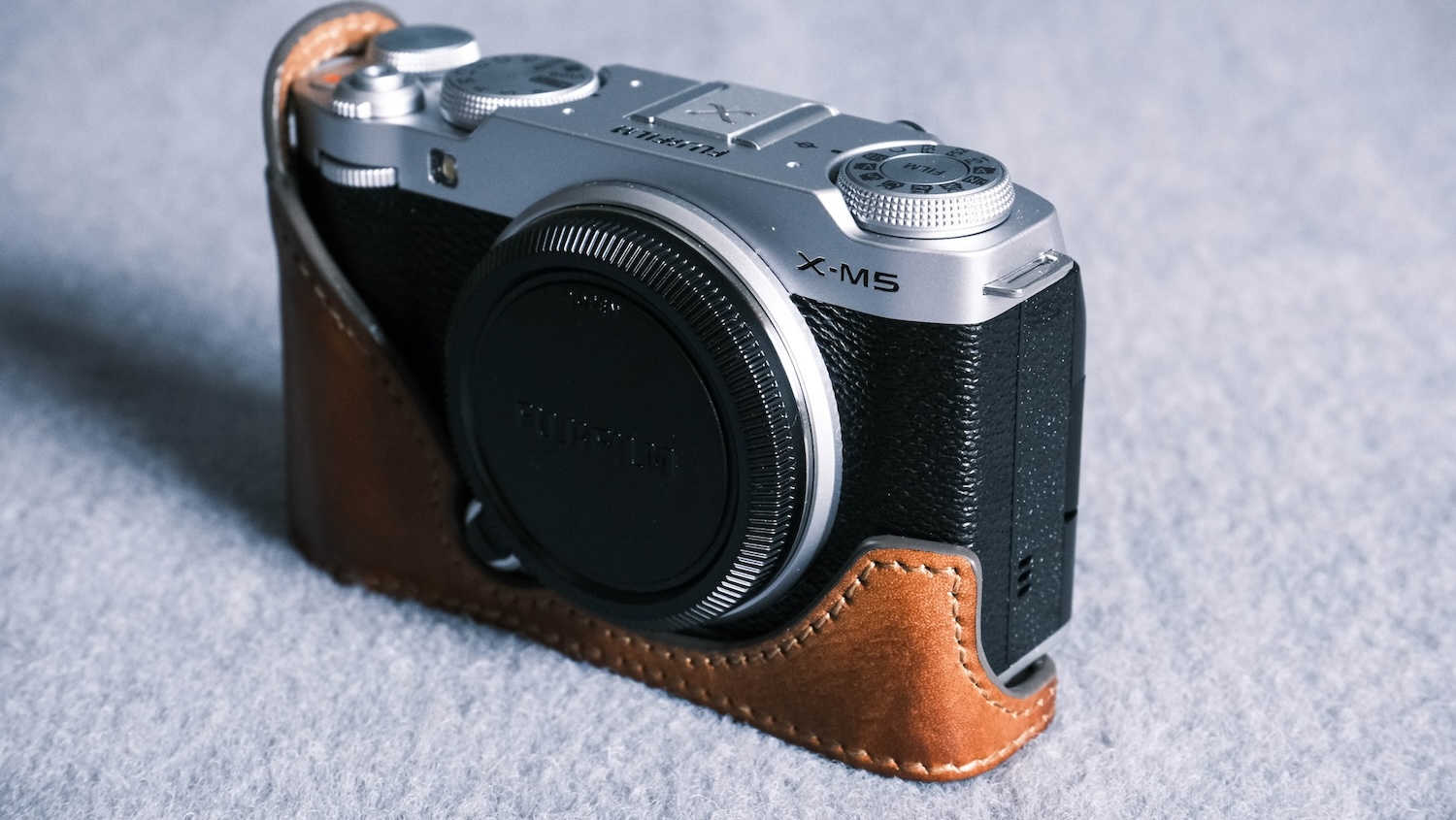 fujifilm Xm5 leather case ,Xm5 レザーケース, xm5 ハーフケース, xm5 half case